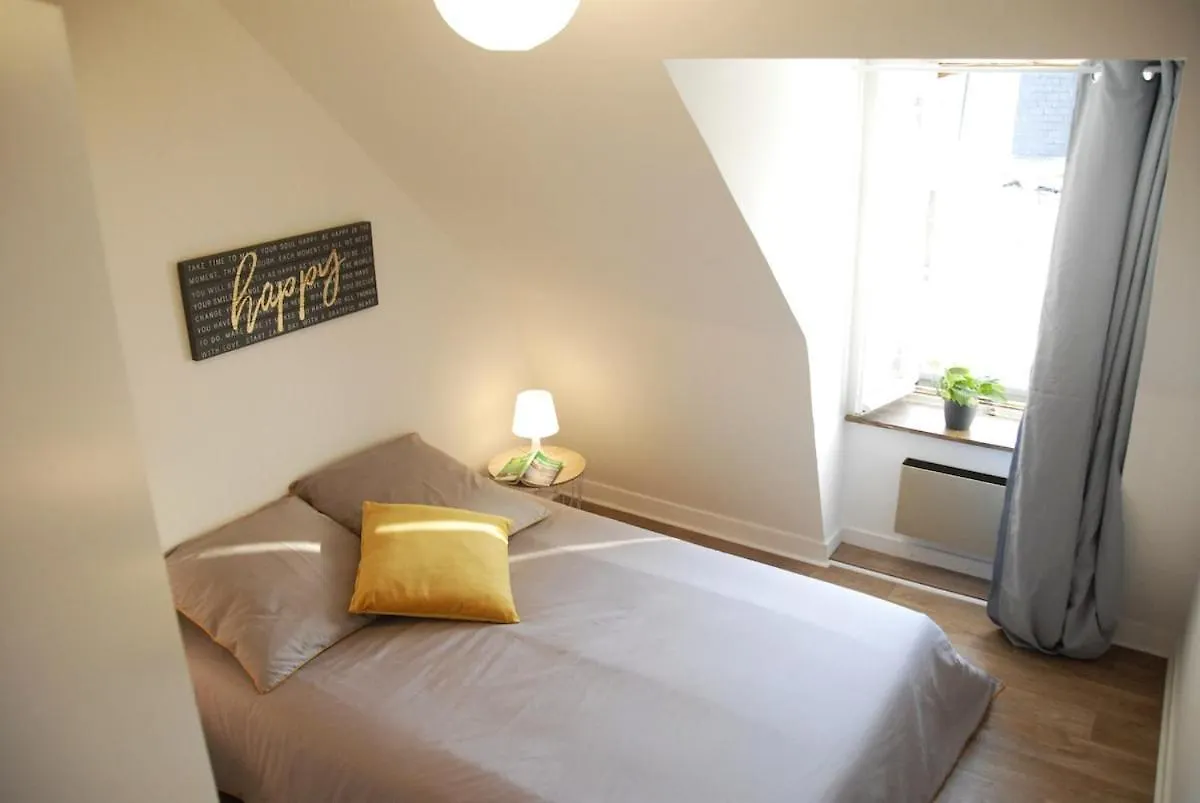 El Pisito Quimperois Duplex 2 Chambres Coeur De Ville Lägenhet
