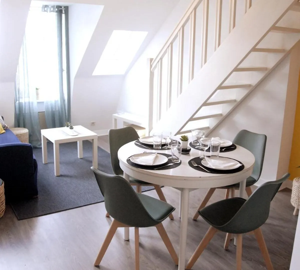 El Pisito Quimperois Duplex 2 Chambres Coeur De Ville 0*, Quimper Frankrike